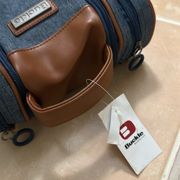 NWT Buckle Brand Travel Overnight Hanging Accessory Bag - Picture 6 of 6